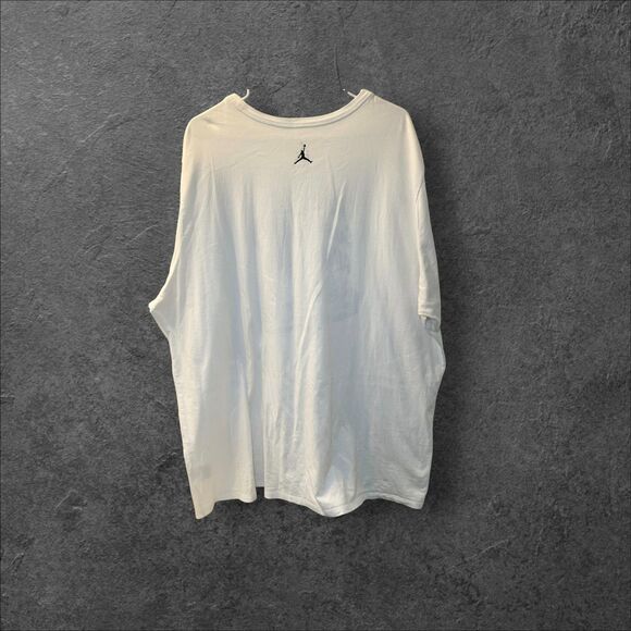 Air Jordan "Now Serving All J's" Jumpman T-Shirt Men's Size 3XL White/Blue/Grey - Picture 2 of 4